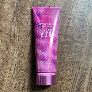🆕 Victoria’s Secret Fuchsia Fantasy ‘Sugar Blur’ Fragrance Lotion